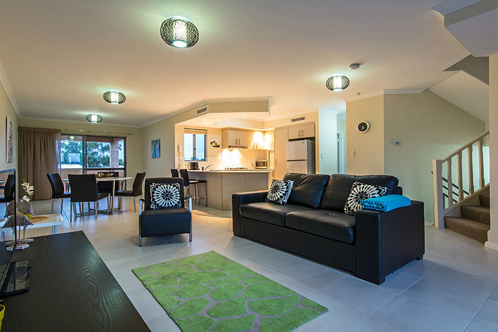 Serenity On The Terrace Mandurah Exterior photo