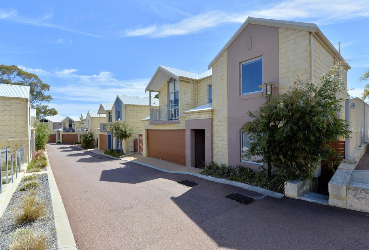 Serenity On The Terrace Mandurah Exterior photo