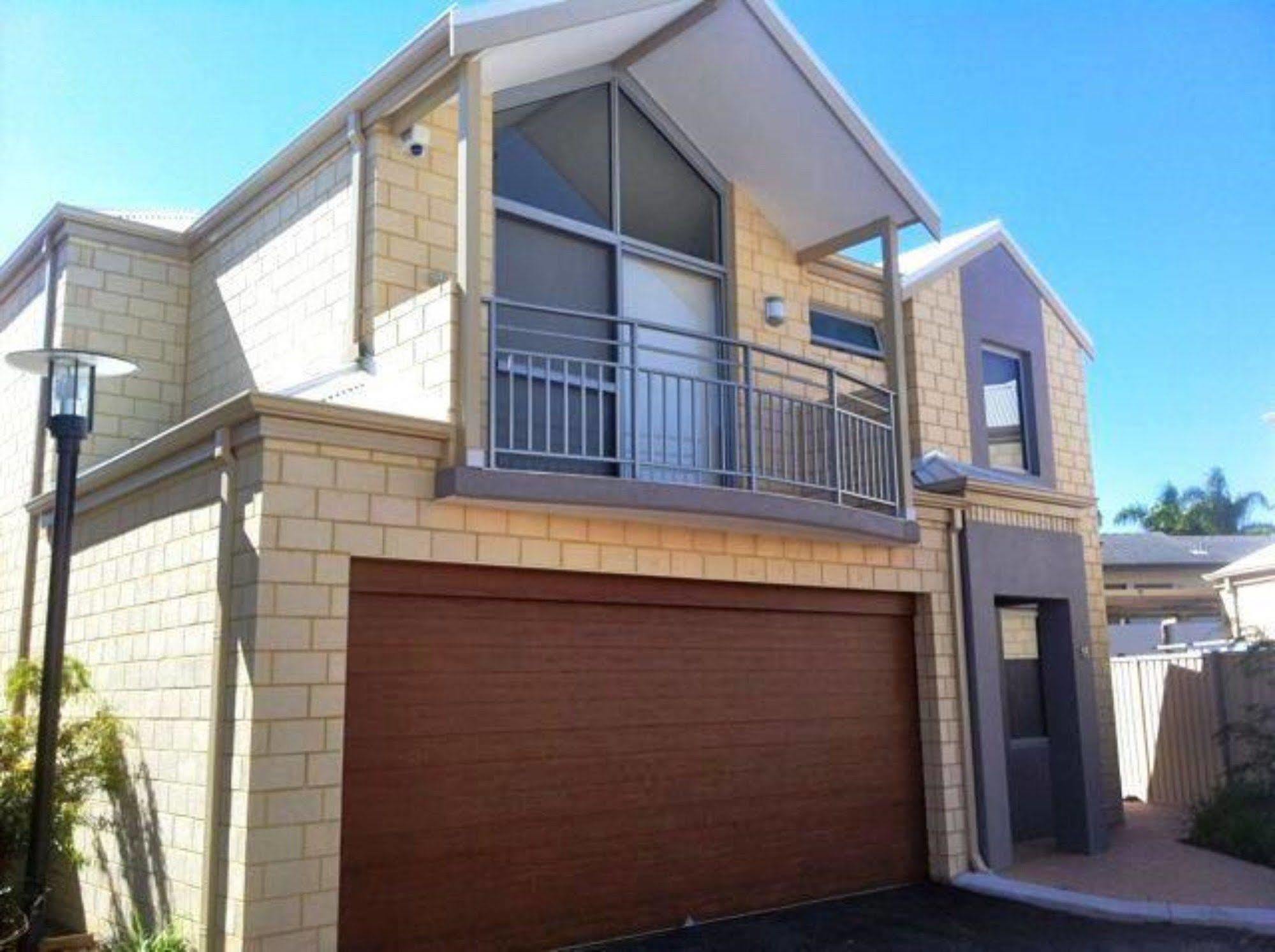 Serenity On The Terrace Aparthotel Mandurah Exterior photo