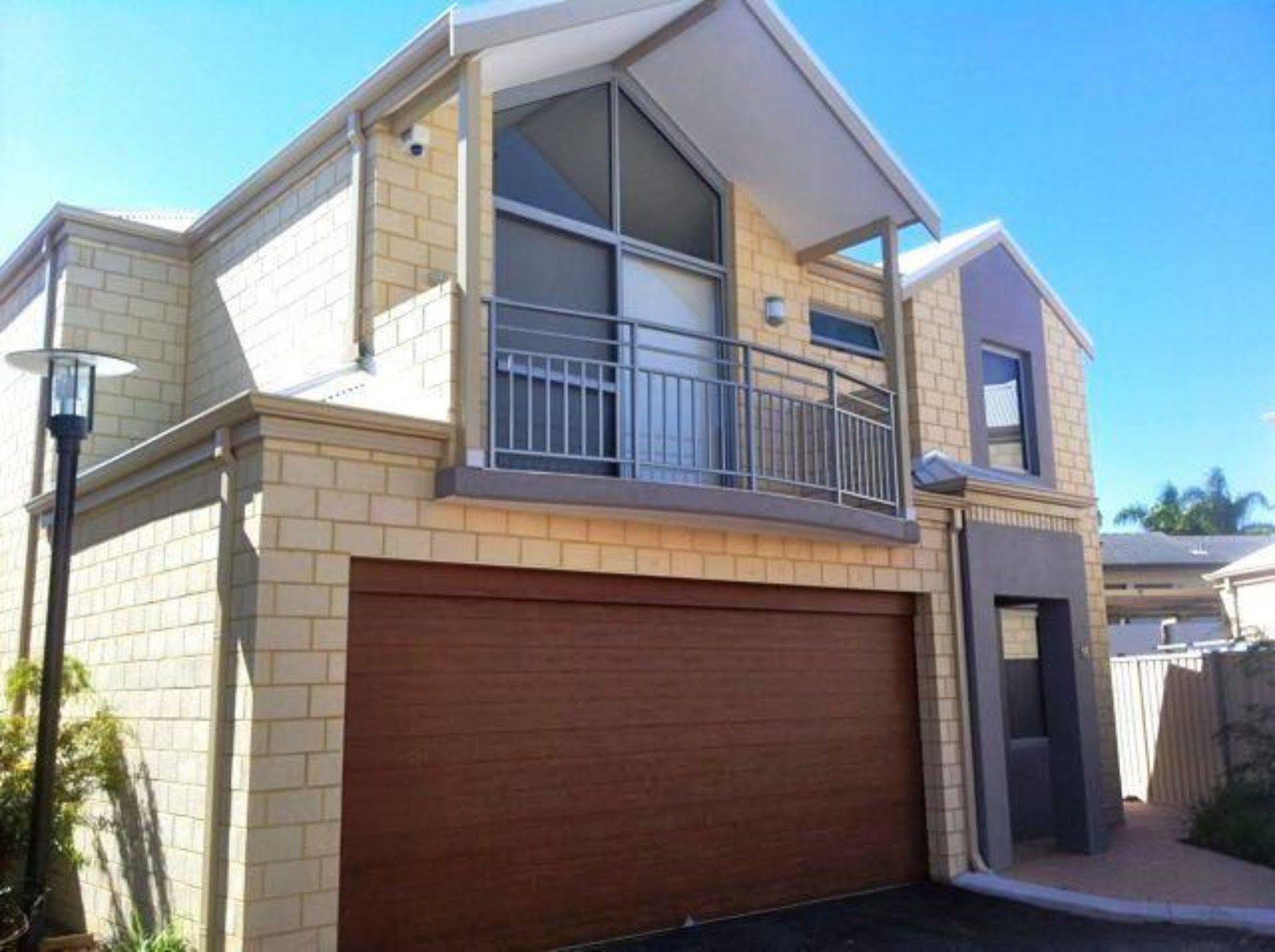 Serenity On The Terrace Mandurah Exterior photo